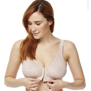 Carole Martin Women's Comfort Bra - Cream Size 38